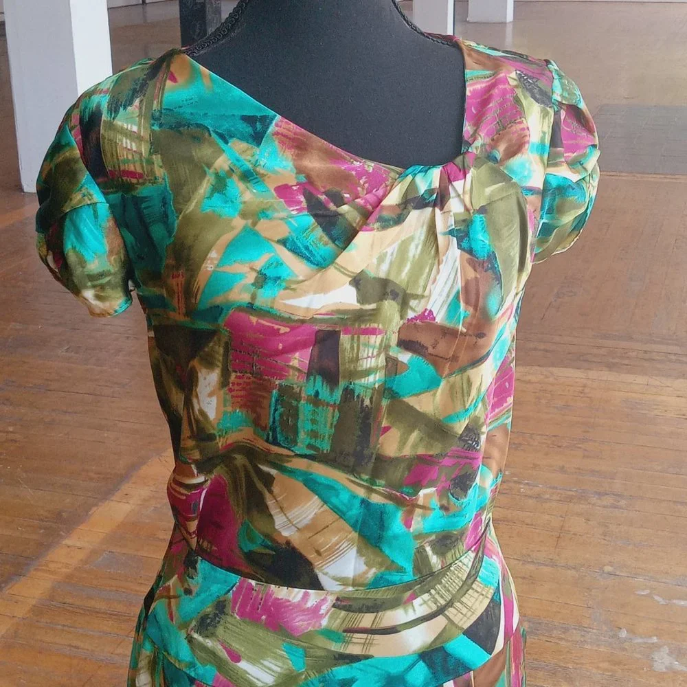 Sunny Leigh vivid Abstract Skirt Set